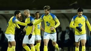 拉斯维加斯的兴衰史：从沙漠小镇到世界赌城的资本演变。（从荒漠到赌都：资本驱动下的拉斯维加斯兴衰轨迹）