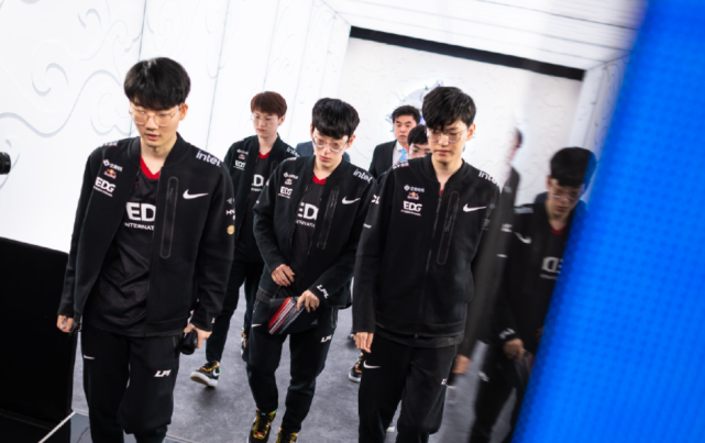 并在有限的 并在有限的